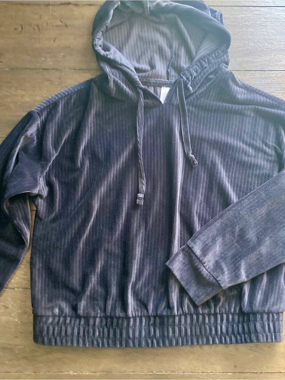 No Boundaries Ribbed Velour Boxy Hooded Pullover